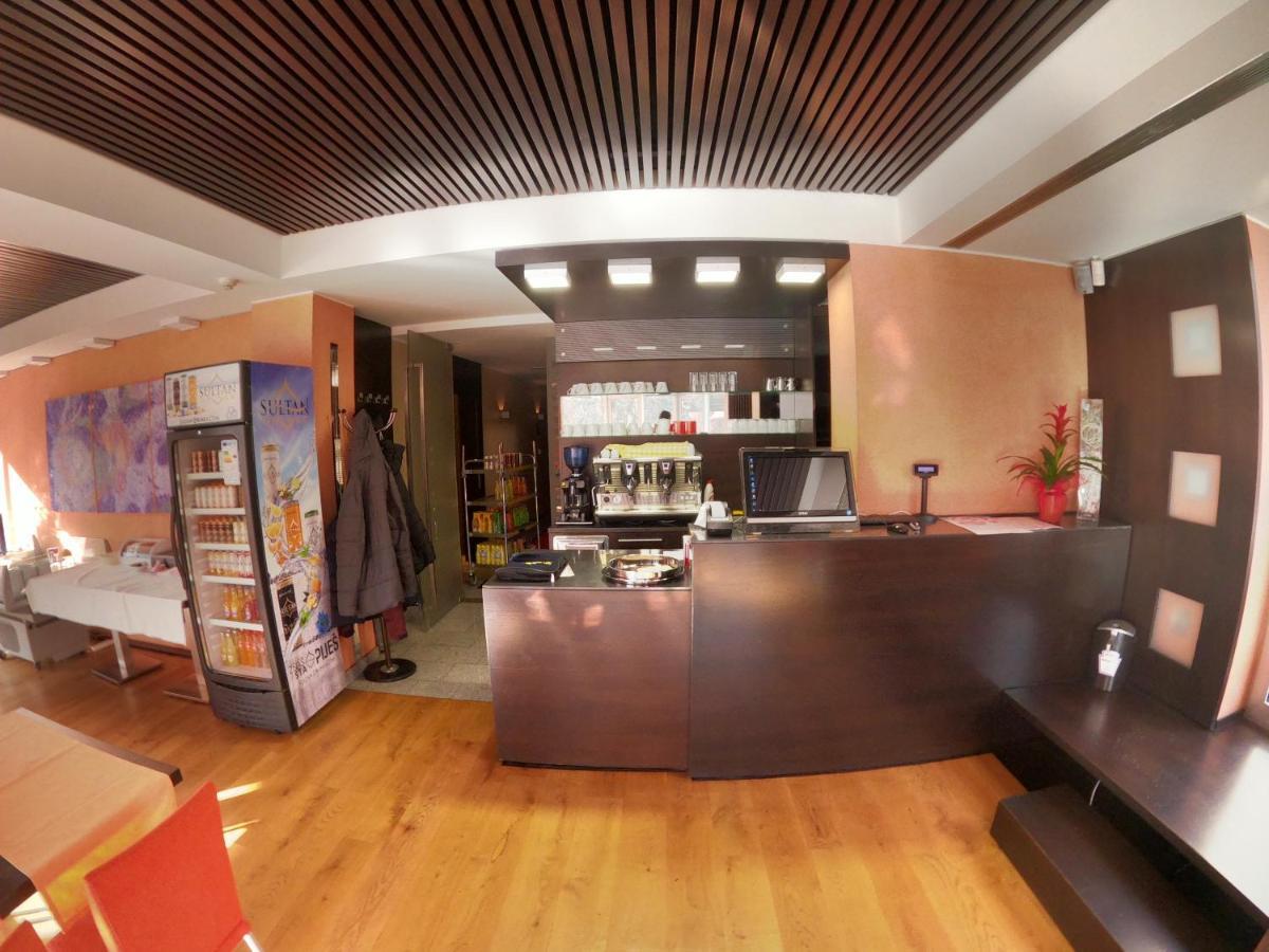 Hotel Richi Зеница Экстерьер фото