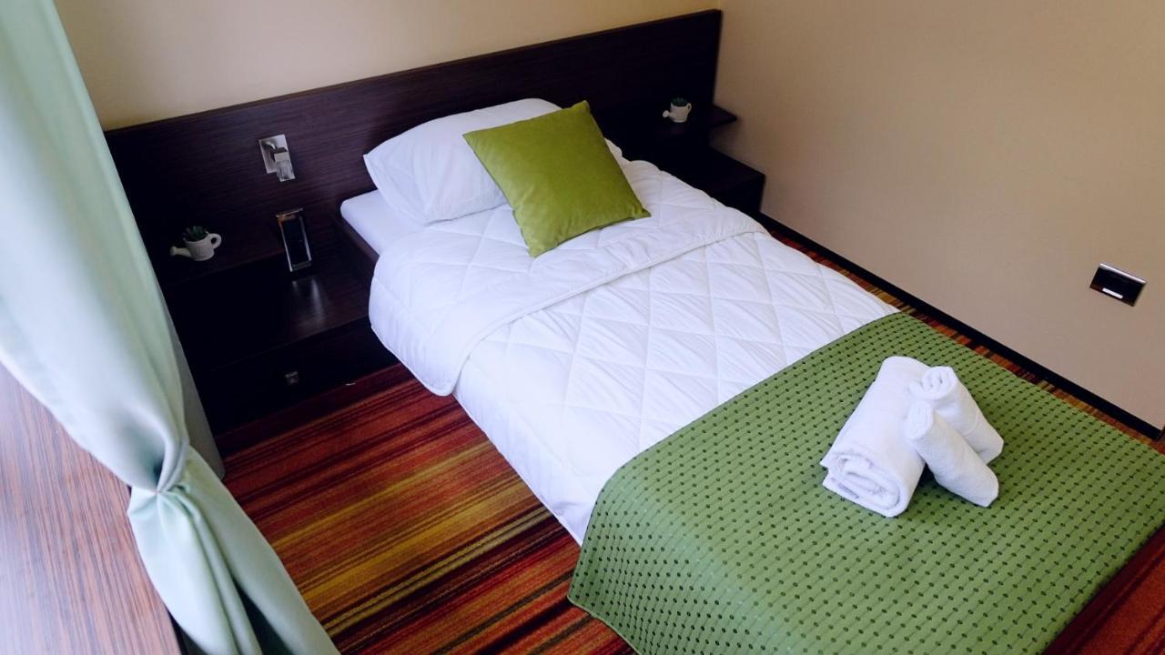 Hotel Richi Зеница Экстерьер фото